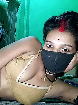 Hoty_girl_143's cam snapshot