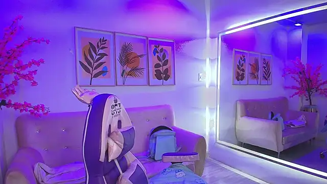 Leia_queens's cam snapshot