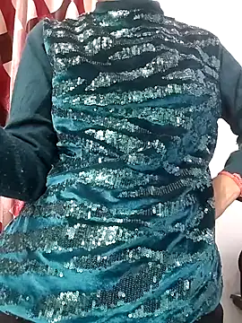 Ruhi_07's cam snapshot