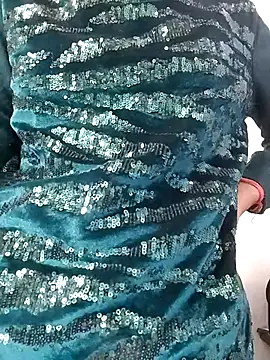 Ruhi_07's cam snapshot