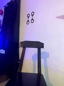 Matt_your_master_'s cam snapshot