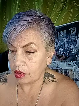 DirtyBIianca's cam snapshot