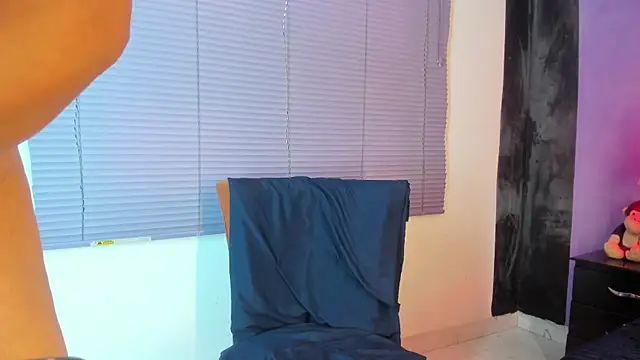 MaduraLuciana's cam snapshot