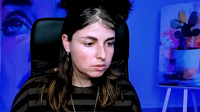 MartaEdams's cam snapshot