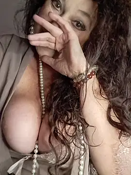 GypsyEsmeralda live sex cam