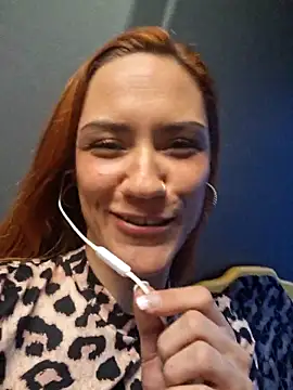 SlimBellaa's cam snapshot