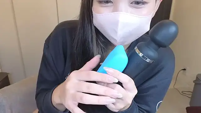 honey_pink_pepe's cam snapshot