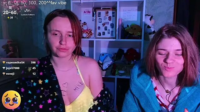 DanaMartina live sex cam