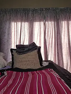 ThickianaRider's cam snapshot