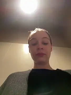 KristiRich live sex cam