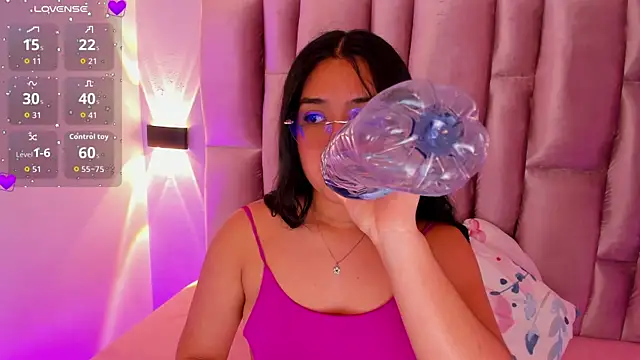 NikyBrookss's cam snapshot