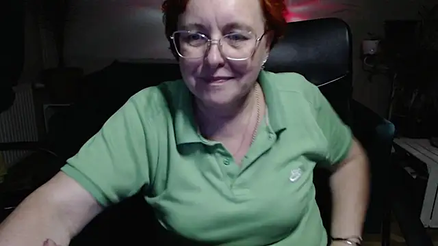 JoannaAndNeighbour live sex cam