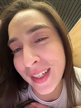 Holly_Play live sex cam