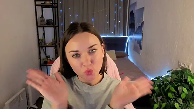 Madison_Golden's cam snapshot