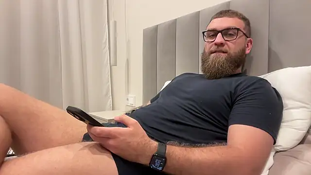 Bear_bear_ live sex cam