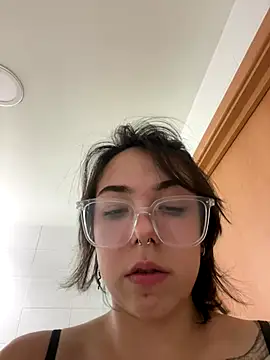 Kitty5348 live sex cam