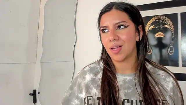 emilyy_cooperr's cam snapshot