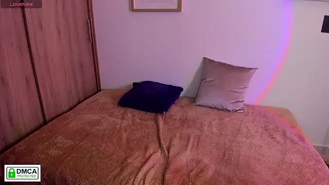 Sara_Vel__'s cam snapshot