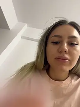 alisa_w's cam snapshot