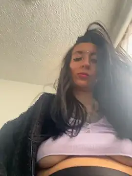 SALOME_KORLAND's cam snapshot