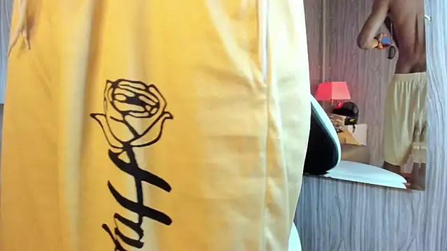 BruceSmiith live sex cam