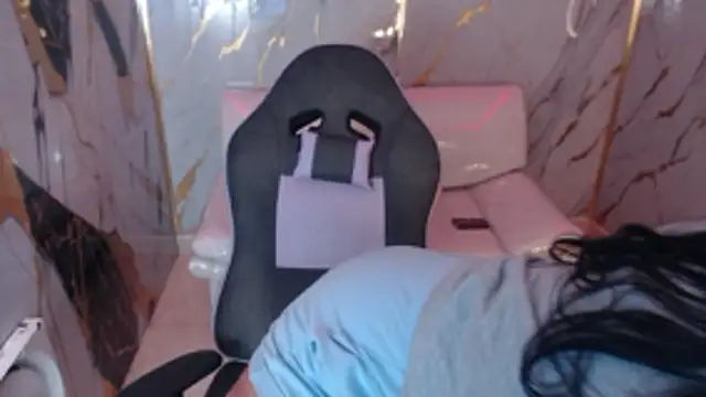 melany_rouse18 live sex cam