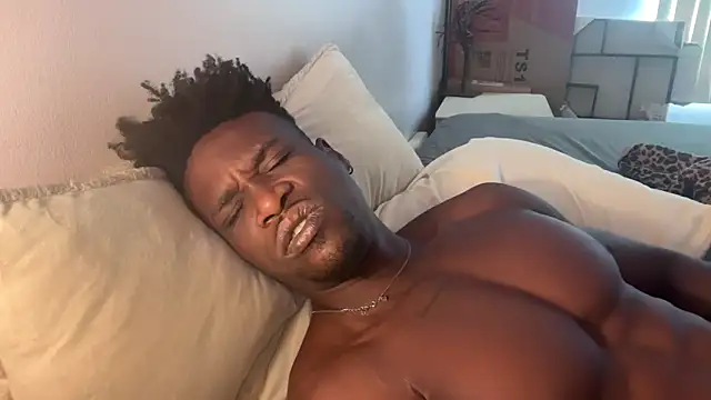 MrDaddyBlackNi9e live sex cam