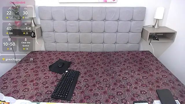 Violet_raine_'s cam snapshot