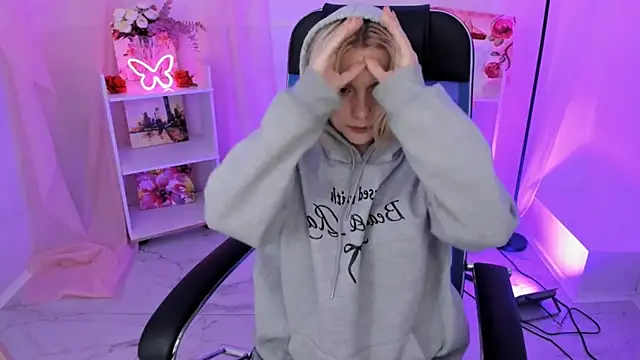 AuroraWrenfield's cam snapshot