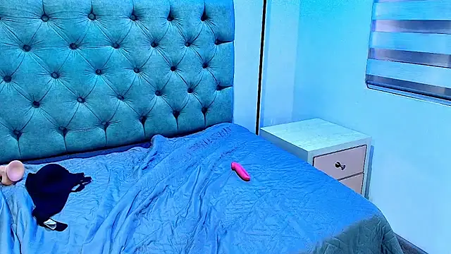 EsmeraldaChantre's web cam