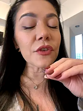 denise_k's cam snapshot