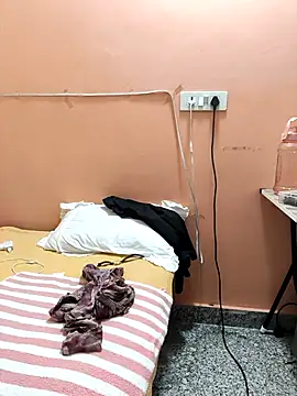 Shalu_G's cam snapshot