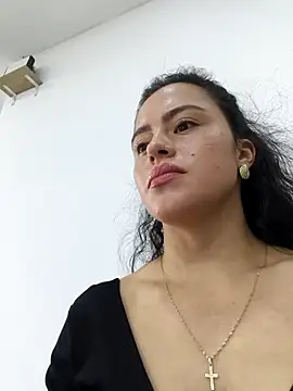 ALEJA__22's cam snapshot