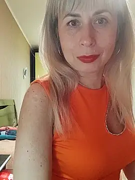 SelinaLovqx's cam snapshot