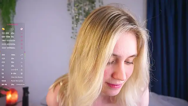 HoneyRay's cam snapshot