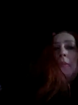 BlueHOT-MILf's cam snapshot