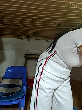 Basanis68's cam snapshot