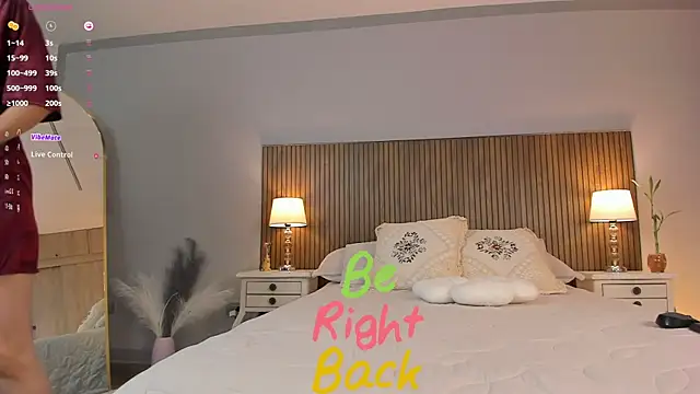 tatikiss_'s cam snapshot