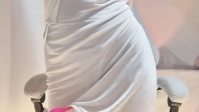 AngleZii live sex cam