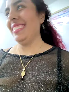 aprilrussell_'s cam snapshot