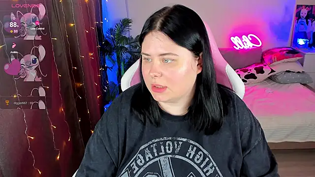 Akemi_BBW live sex cam