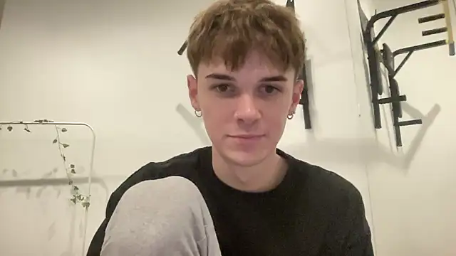 Milk_Guy's cam snapshot