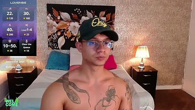 mike_wills3's cam snapshot