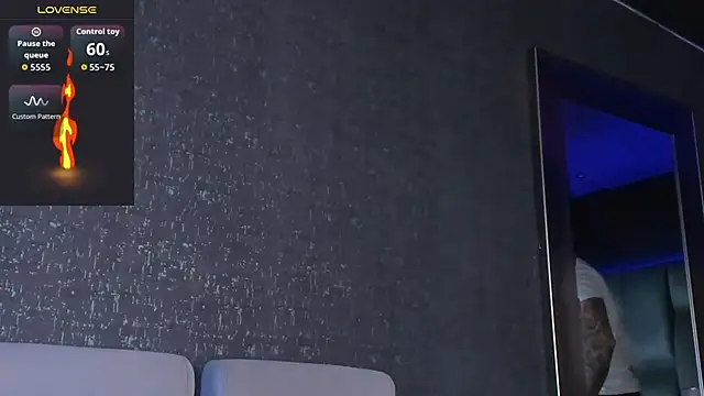 MarkWalker__'s cam snapshot