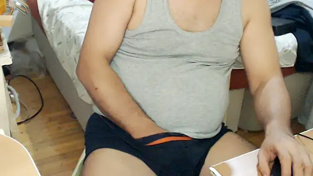 LiONTURK's cam snapshot