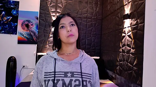 graceymilf666's cam snapshot