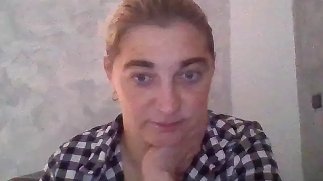 GoldenAngelMilf's cam snapshot