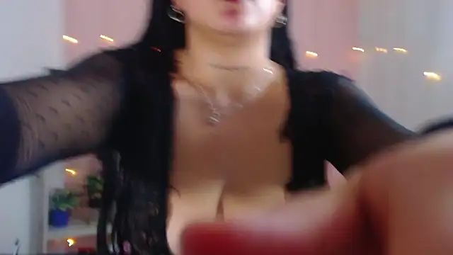 Chiara_Sweet's cam snapshot