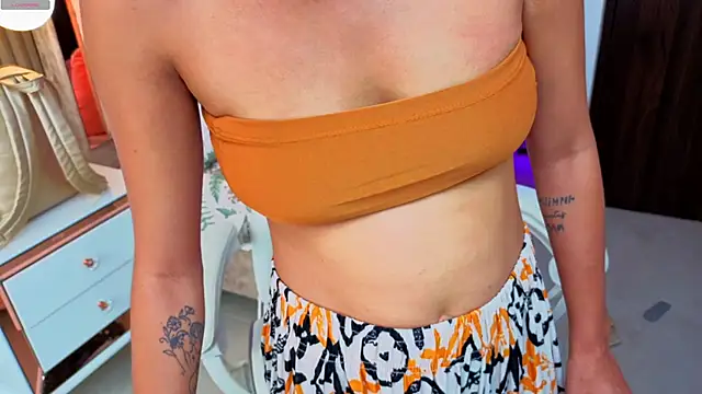 Nia_maiden's cam snapshot