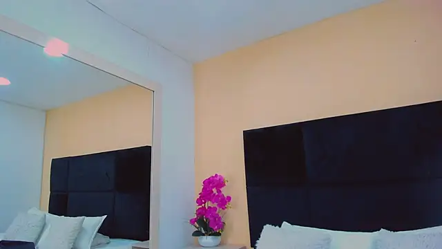 MaddyCrofft's cam snapshot